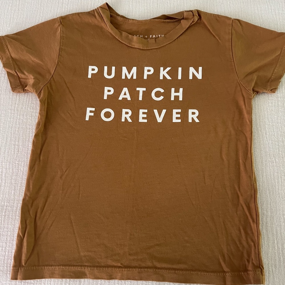 Elisabeth & Faith tee